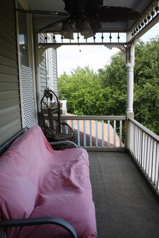 Bed and Breakfast Angel'S Nest Уэтерфорд Номер фото