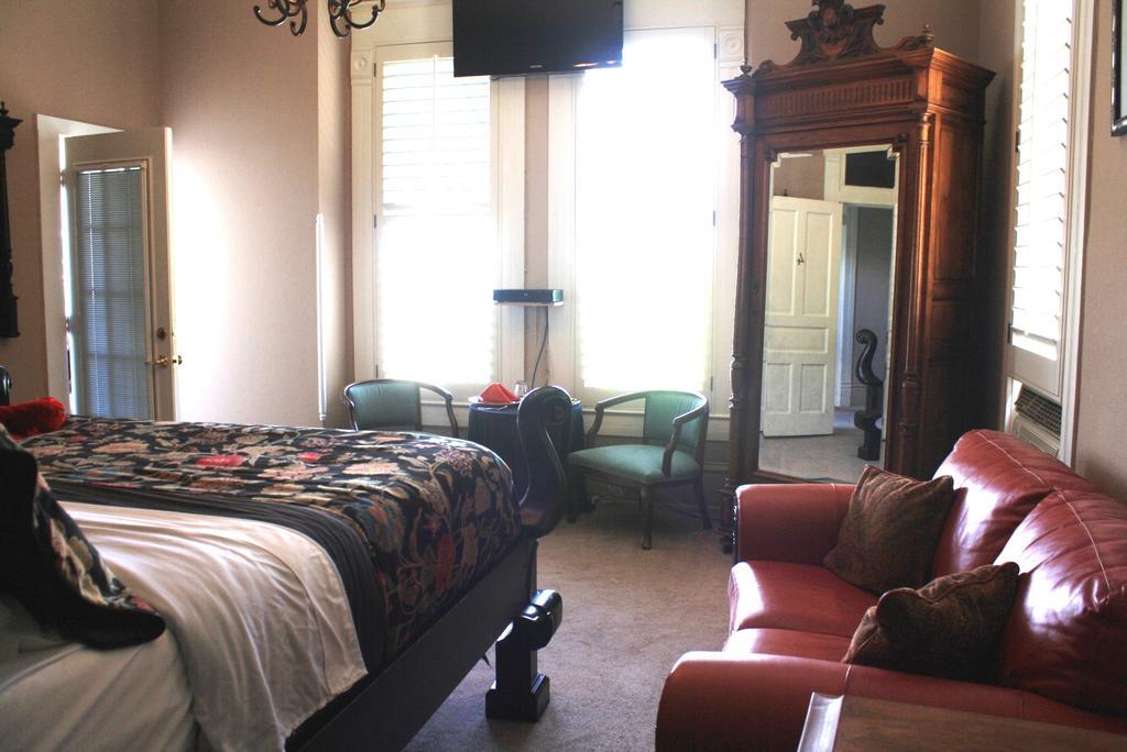 Bed and Breakfast Angel'S Nest Уэтерфорд Номер фото