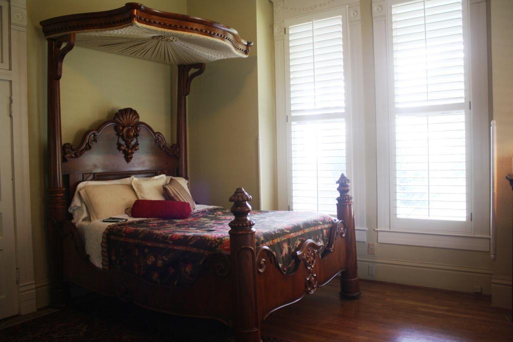 Bed and Breakfast Angel'S Nest Уэтерфорд Номер фото