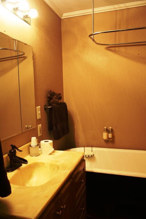 Bed and Breakfast Angel'S Nest Уэтерфорд Номер фото