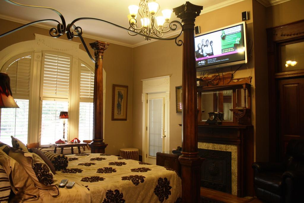 Bed and Breakfast Angel'S Nest Уэтерфорд Номер фото